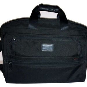 TUMI Weekender Duffle Bag Black Nylon EUC